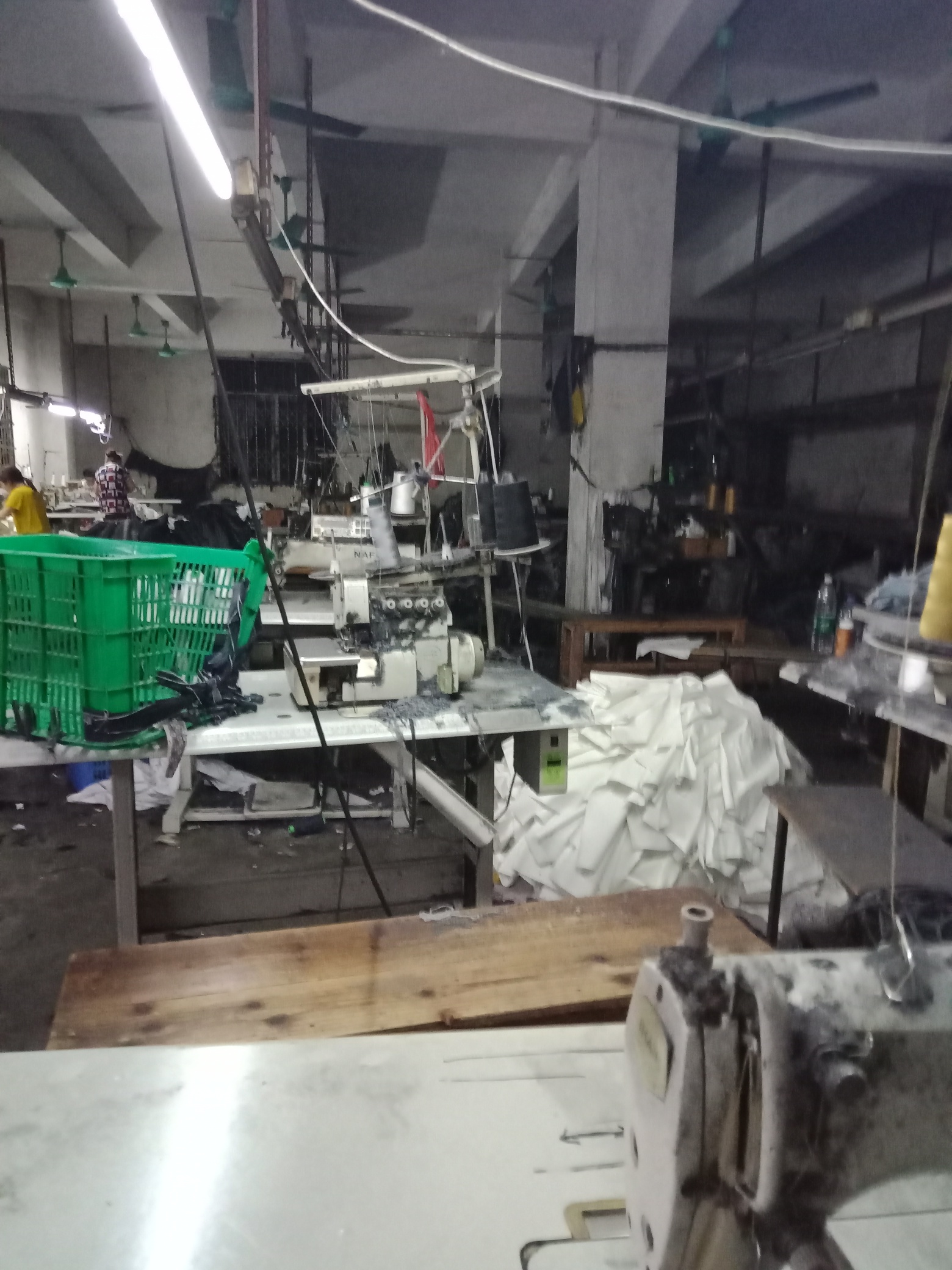 牛仔系工厂
