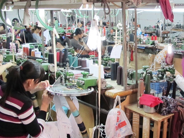 100人的毛衫厂寻单