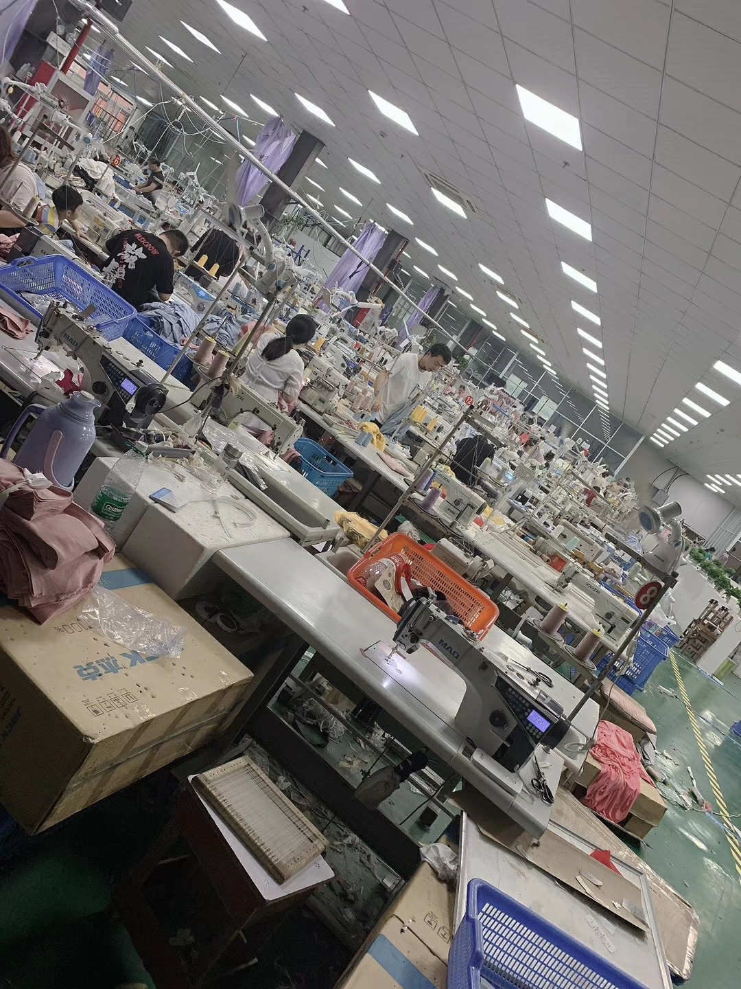 专业羽绒服,颗粒绒工厂