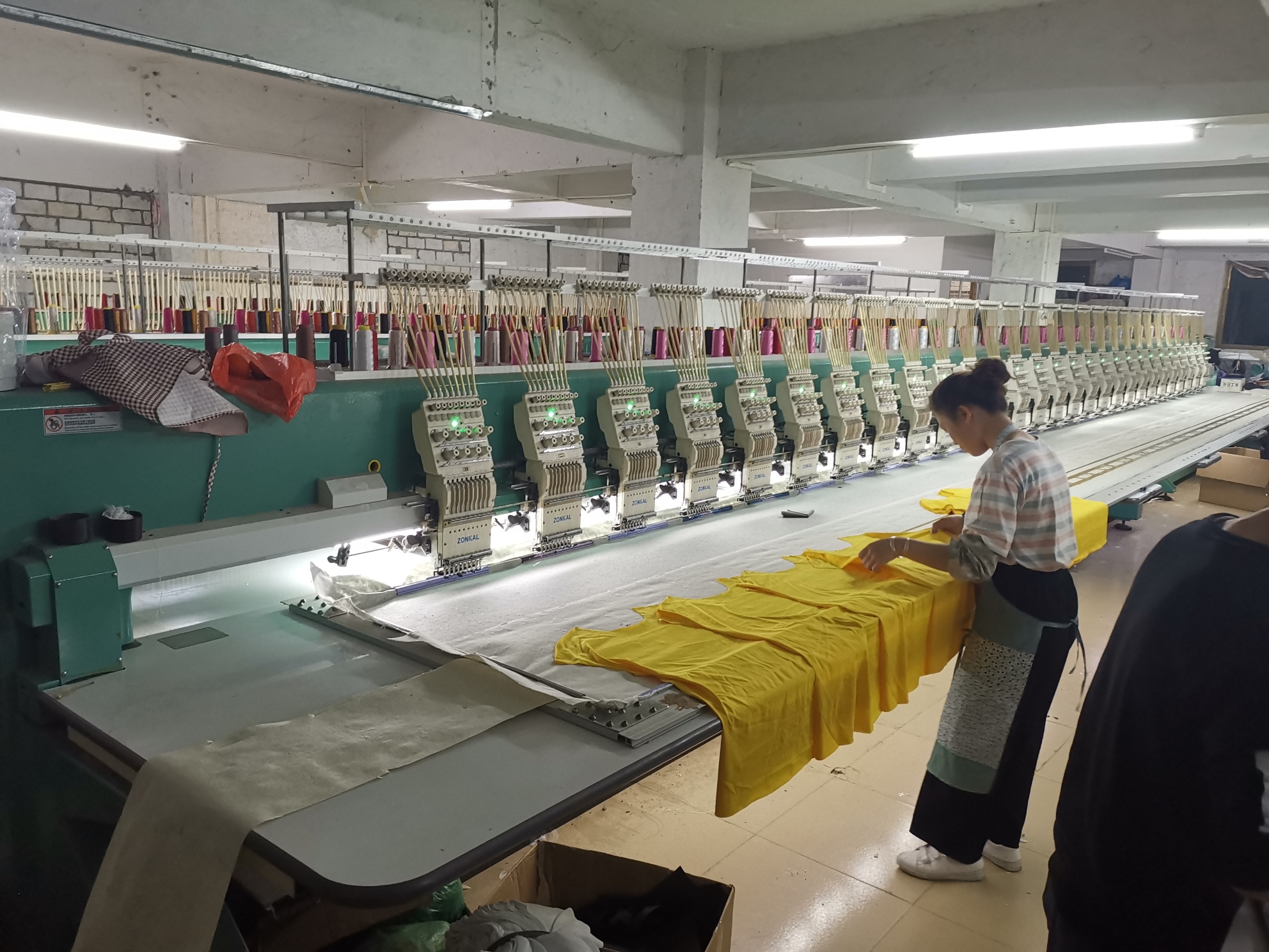 承接服装裁片绣花