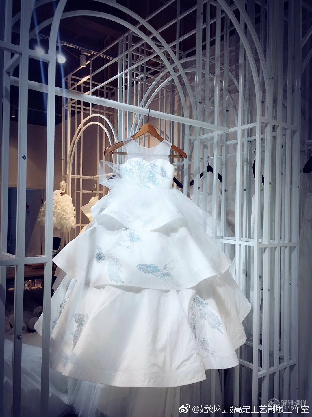 维达童话纸巾婚纱